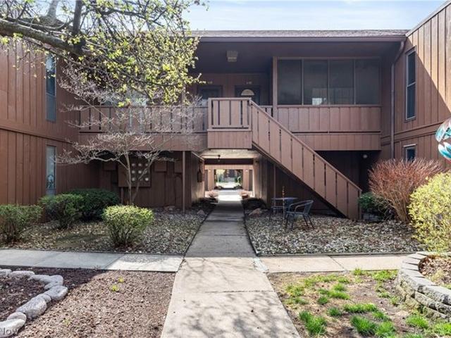 Condo for sale in Avon Lake, Ohio