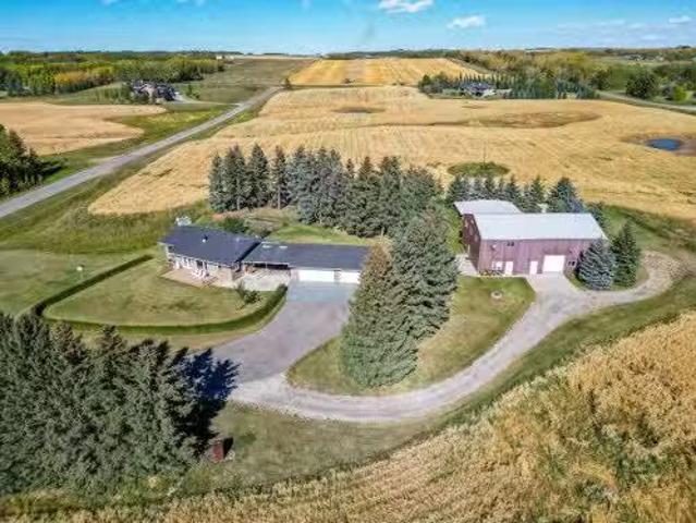 House for sale in Alberta