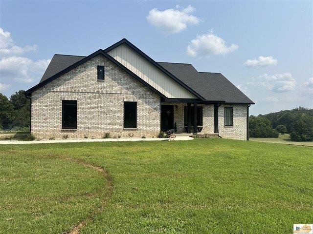 House for sale in Tompkinsville, Kentucky