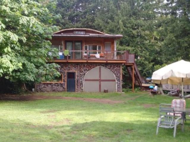 House for sale in Denman Island, British Columbia