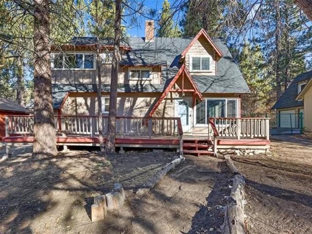 House for sale in Green Valley Lake, California