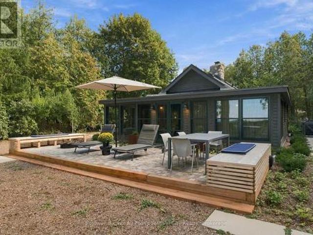House for sale in Central Huron, Southwestern Ontario