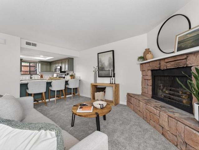 Townhouse for sale in Rescue, California