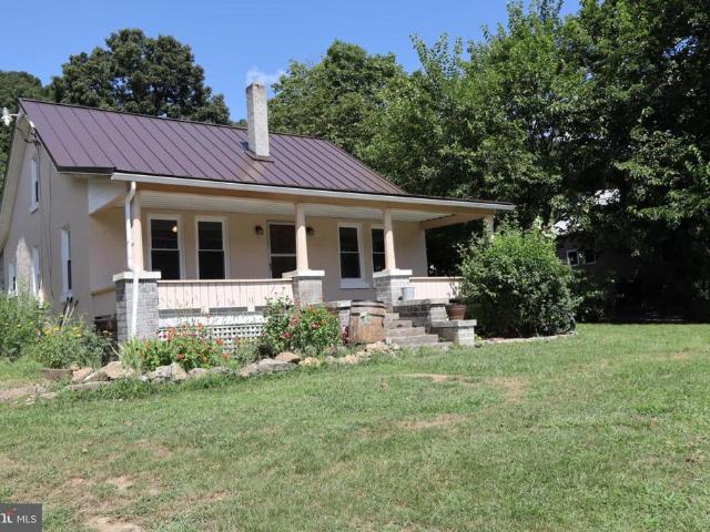 House for sale in Franklin, West Virginia