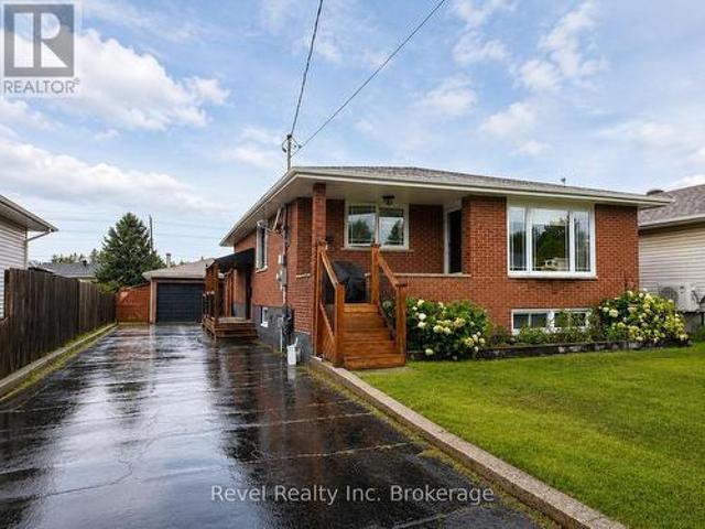 House for sale in Val Caron, Greater Sudbury