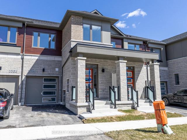 Townhouse for sale in Woburn, Ontario