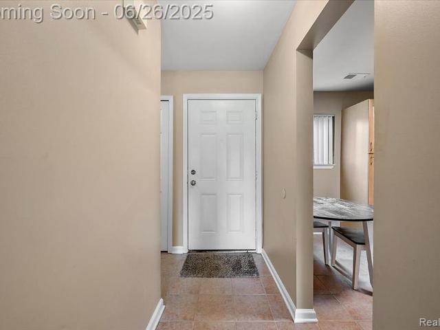 Condo for sale in Livonia