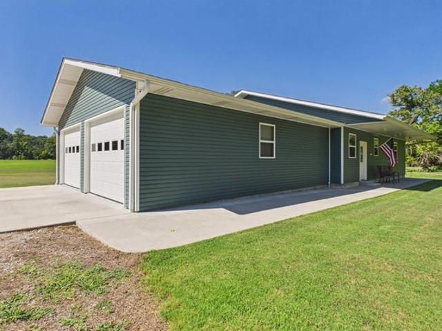 House for sale in Ark
