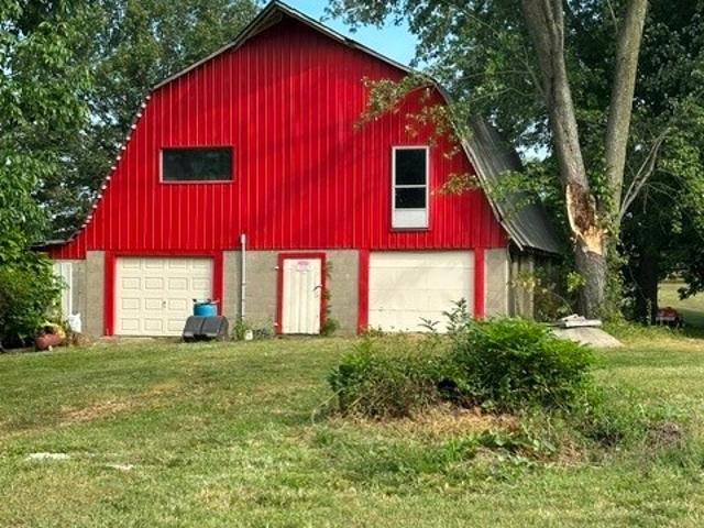 House for sale in Salem, Indiana