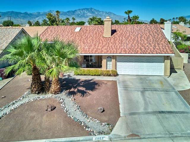 House for sale in Thousand Palms, California
