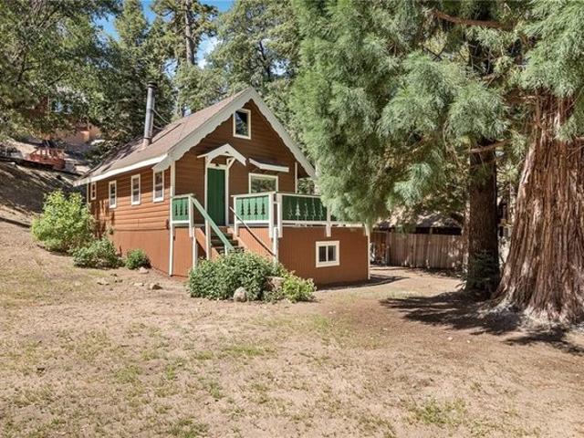 House for sale in Green Valley Lake, California