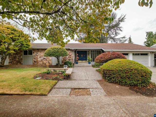 House for sale in Oregonia