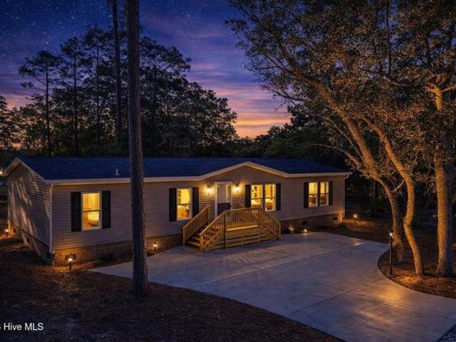 House for sale in Bolivia, Brunswick County
