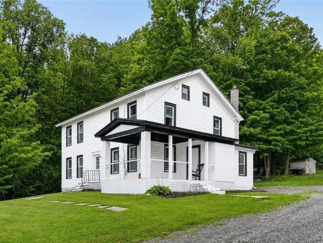 House for sale in Jamesville, New York