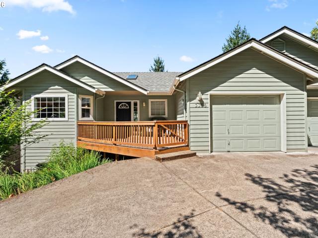 Townhouse for sale in Oregonia