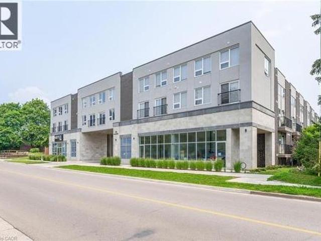 Townhouse for rent in Waterloo, Ontario