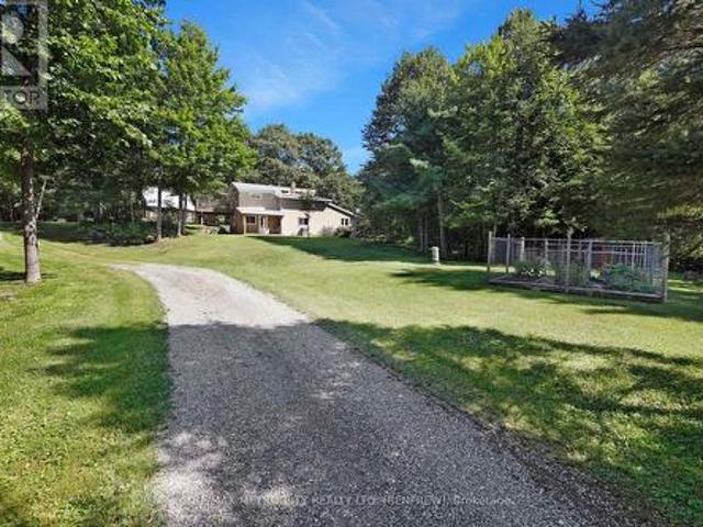 House for sale in Renfrew, Ontario