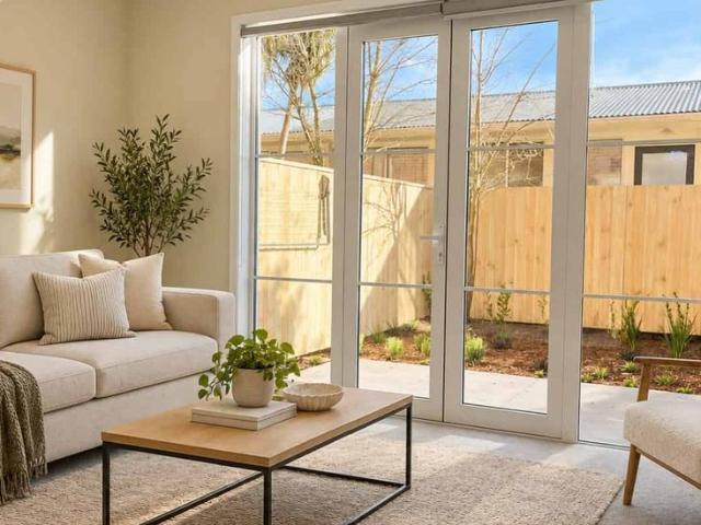 Townhouse for rent in Waltham, Linwood-Central-Heathcote Community