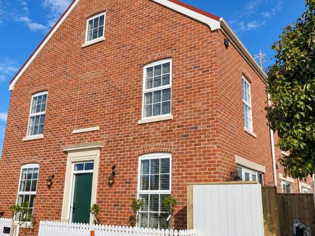 House for rent in Waltham, Linwood-Central-Heathcote Community