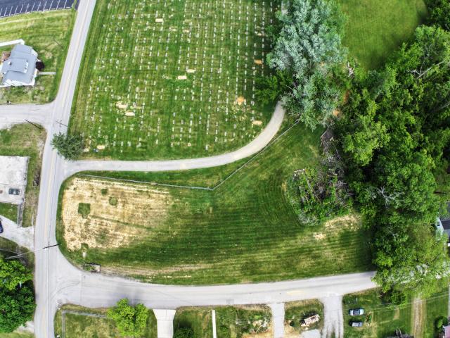 Land for sale in Irvine, Kentucky