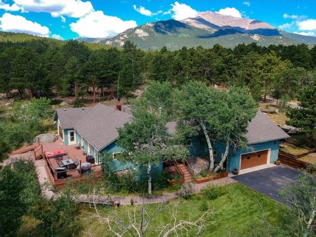 House for sale in Allenspark, Colorado