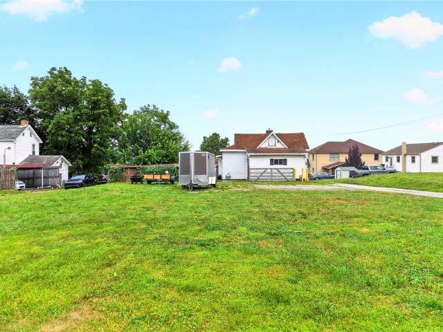 House for sale in Connellsville, Pennsylvania