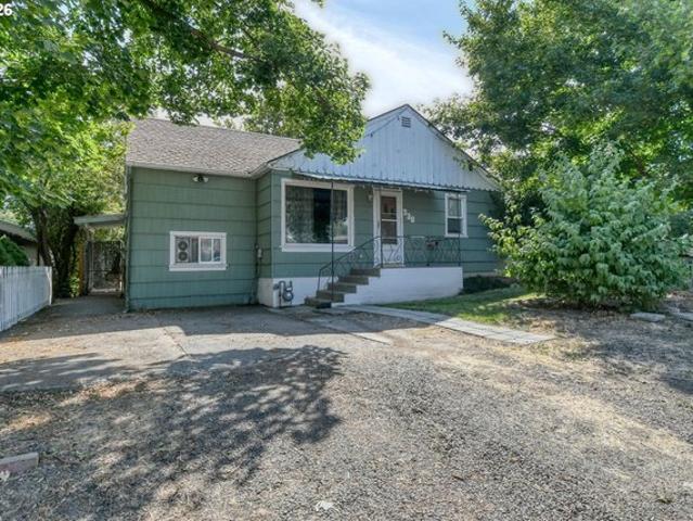 House for sale in Athena, Umatilla County