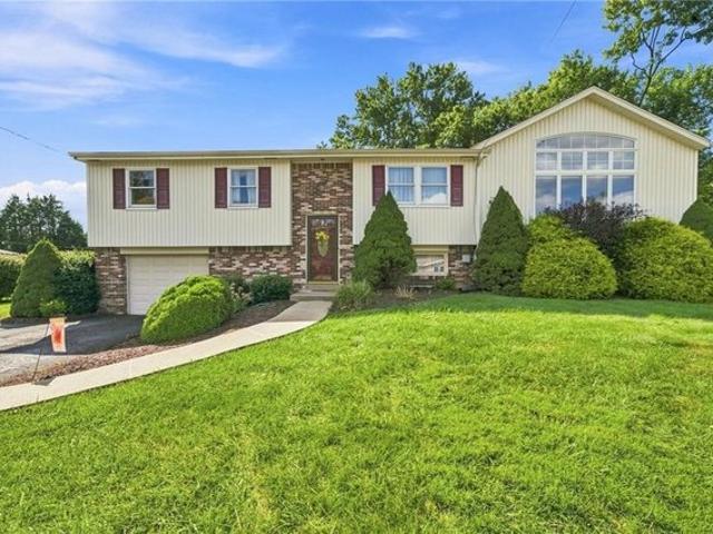 House for sale in Mount Pleasant, Westmoreland County