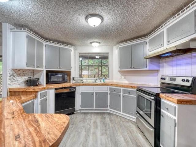 House for sale in Hiawassee, Georgia