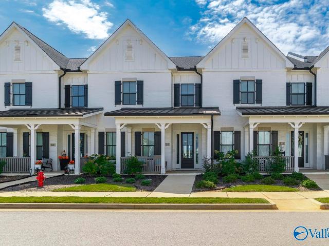 Townhouse for sale in Madison, Alabama