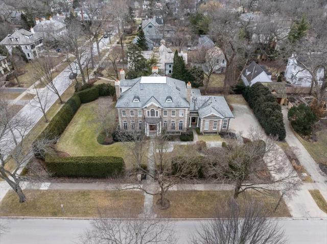 House for sale in Kenilworth, Illinois