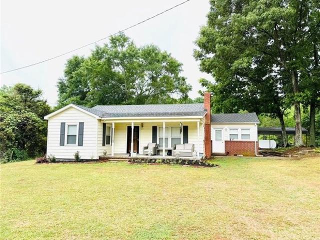 House for sale in Hartwell, Georgia
