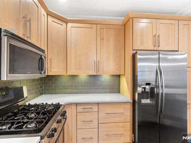 Townhouse for sale in Hudson, New Jersey