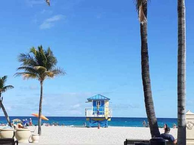 Apartment for rent in Hollywood, Florida