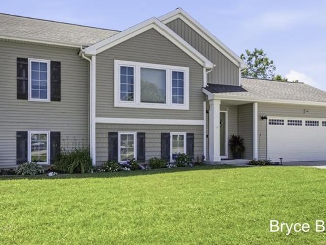 House for sale in Kent City, Michigan