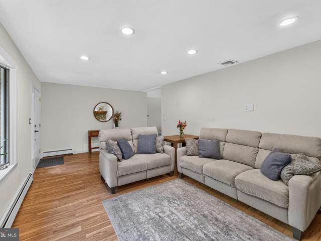 House for sale in Pittstown, New Jersey