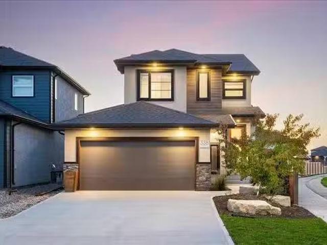 House for sale in East St. Paul, Manitoba