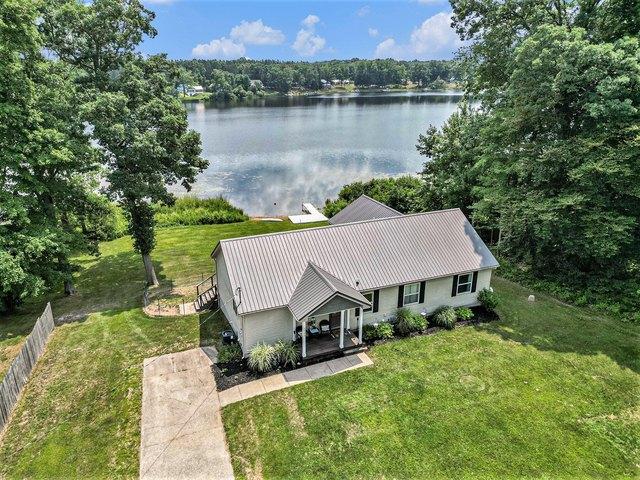 House for sale in White Cloud, Michigan