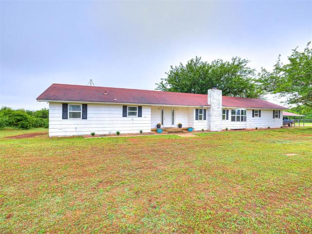 House for sale in Chandler, Oklahoma