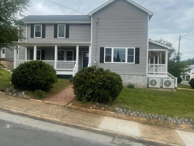 House for sale in Virginia