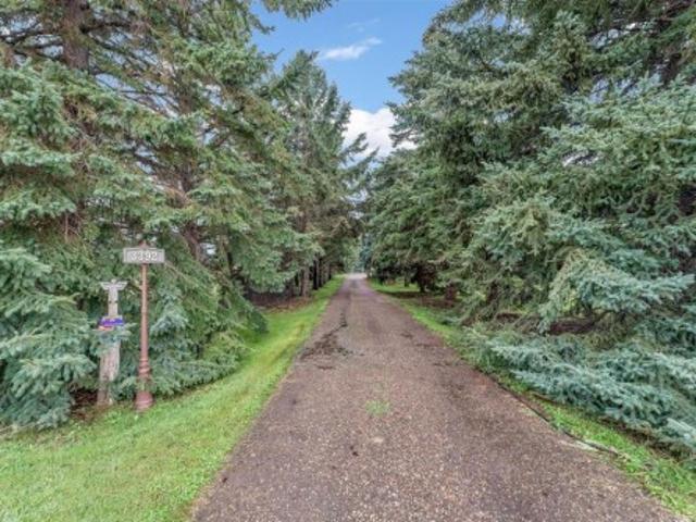 House for sale in Medicine Hat