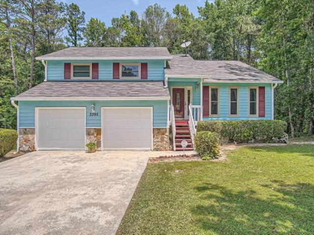 House for sale in Fairburn, Georgia