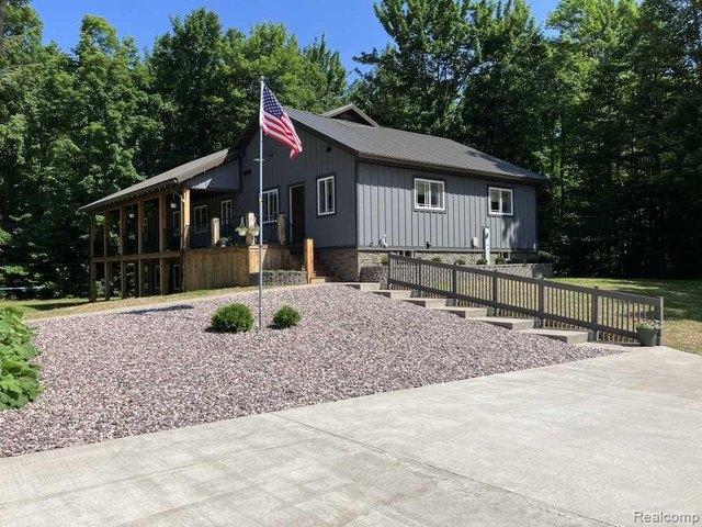 House for sale in Au Train, Michigan