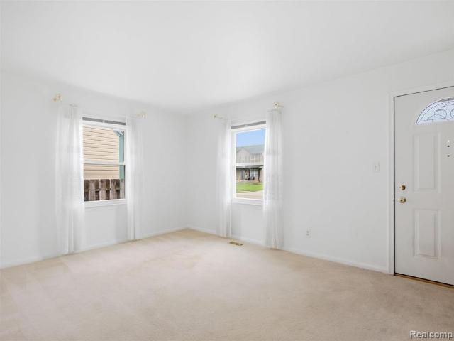 House for sale in Harroun Park, Wayne