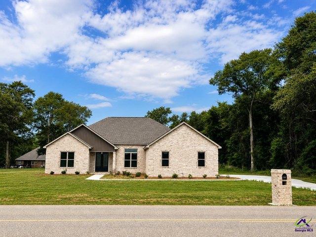 House for sale in Byron, Georgia