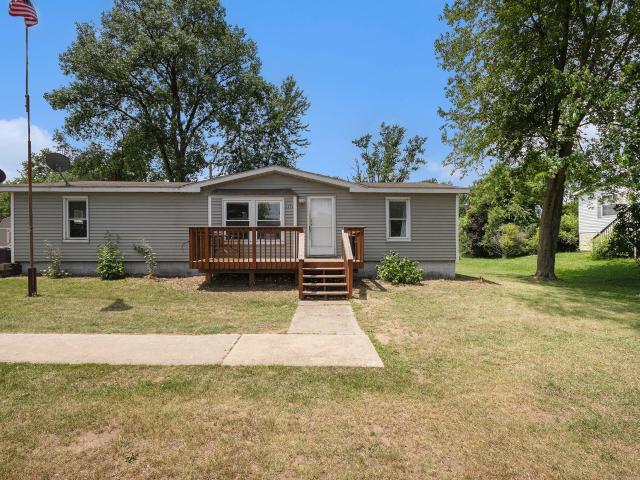 House for sale in Lake Station