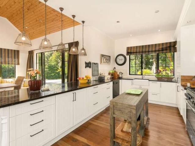 Property for sale in Puhoi