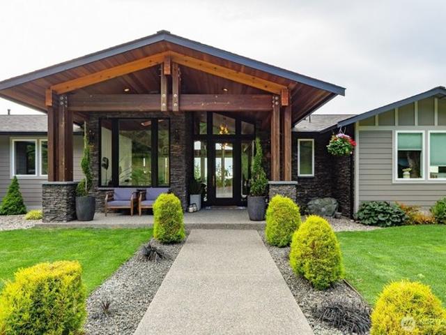 House for sale in Port Angeles, Washington