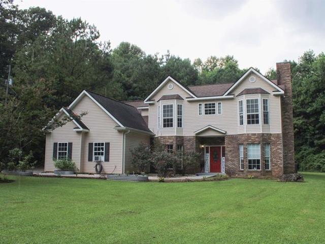 House for sale in Heflin, Alabama