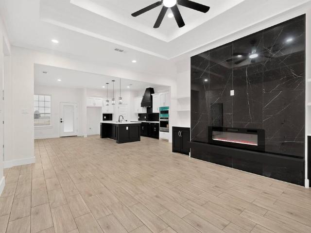 House for sale in Henderson, Texas